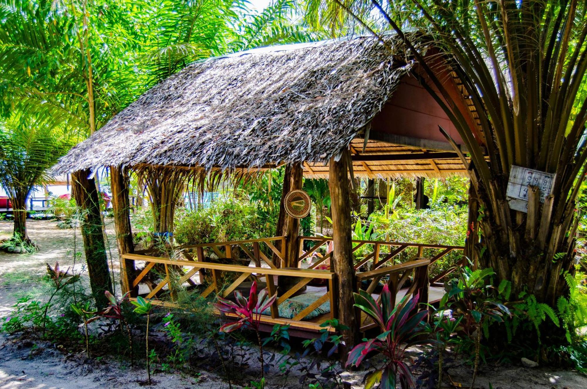 Sabai Sabai Beach Bungalows Koh Phayam Zewnętrze zdjęcie